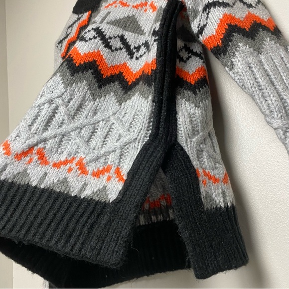 Magaschoni Soft Crew Neck Sweater - Picture 6 of 9